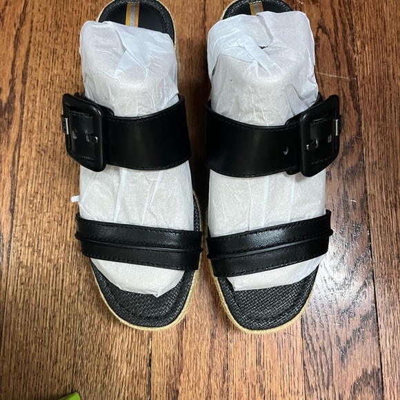 Sam Edelman Carson Black Leather Sandal - Picture 5 of 9